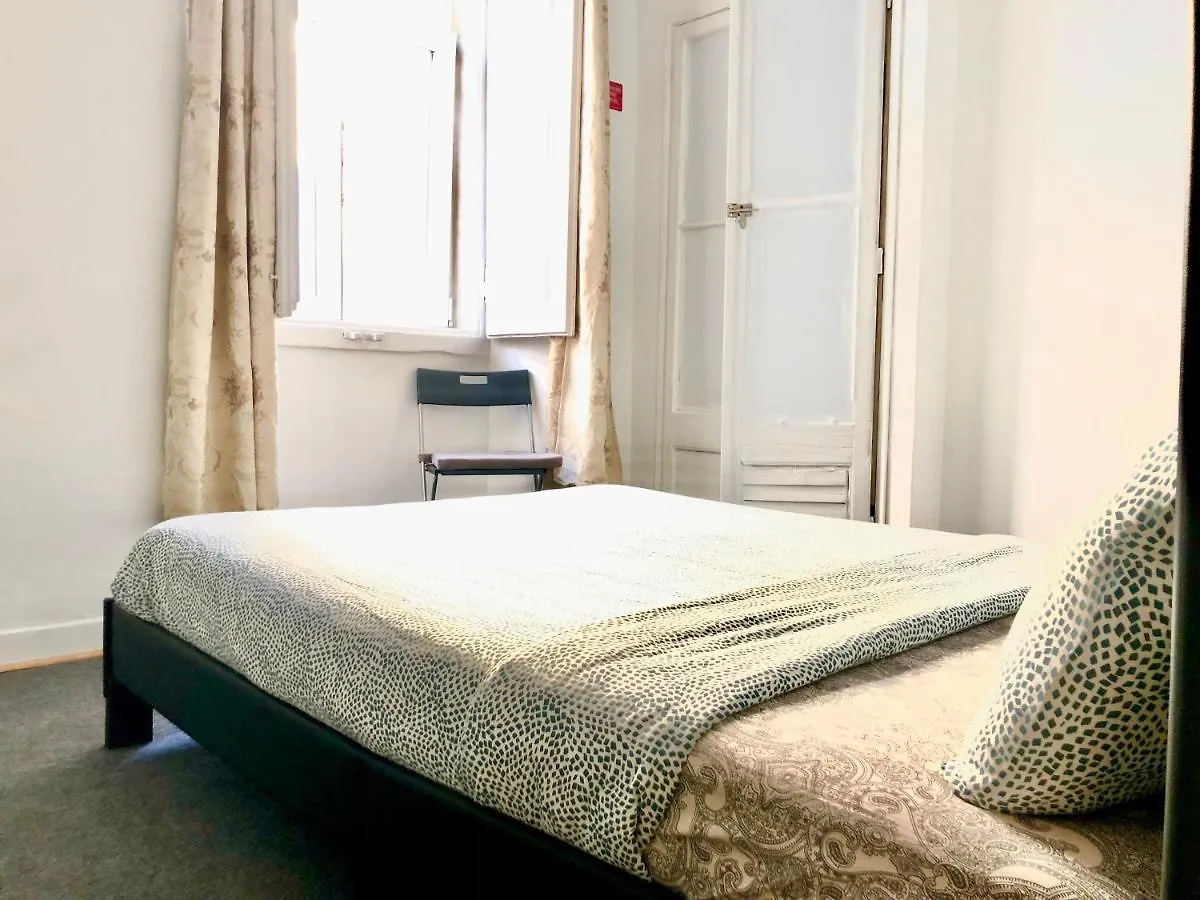 Sri-Indo Guest House Lisbon Portugal