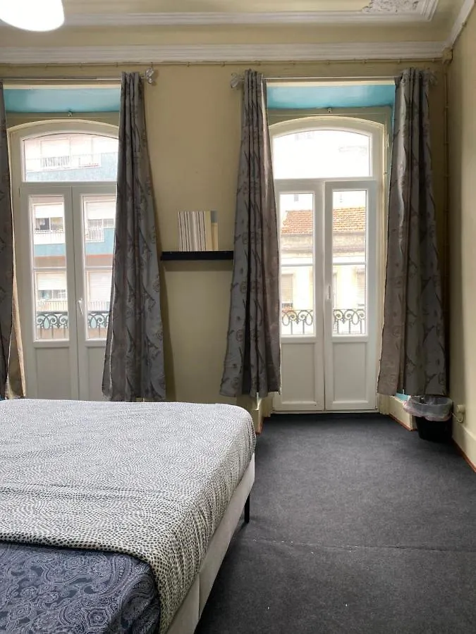 Sri-Indo Guest House Lisbon