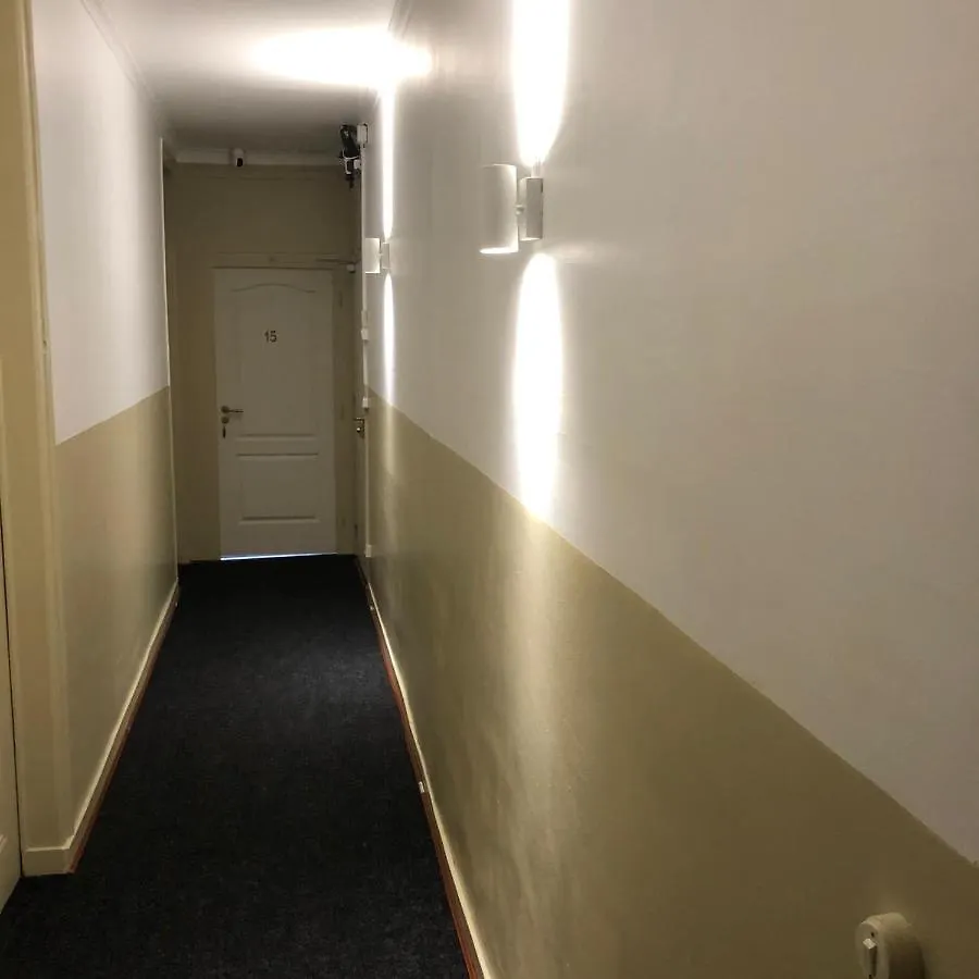 Sri-Indo Guest House Lisbon